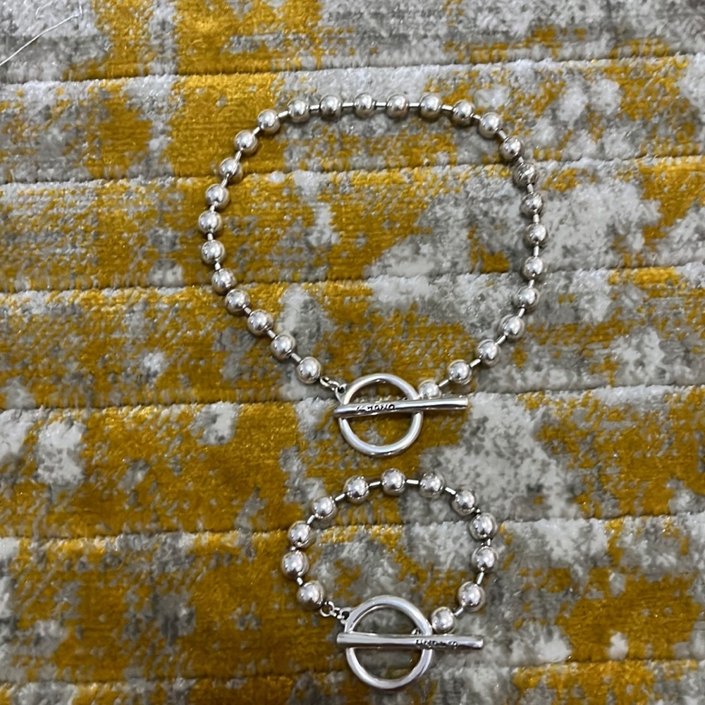 UNO DE 50 necklace and bracelet